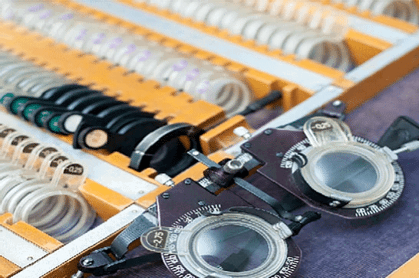 testing equipment for astigmatism